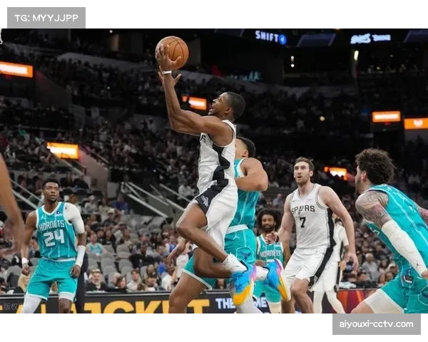 马刺团队篮球体系成熟，即便核心缺阵仍保持高效攻防